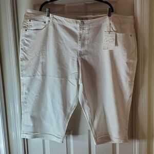 New Plus Size Skinny Capris Size 28W